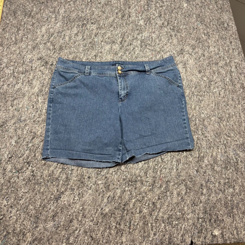 Charter Club Womens Size 18W Denim Shorts Medium Wash Raw Hem Stretch Blue